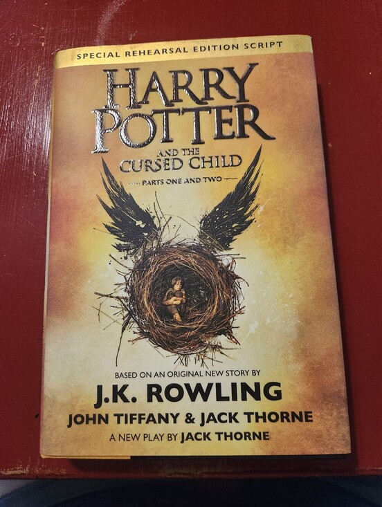 Other - Harry Potter and the Cursed Child Special Rehearsal Edition - Yellow/Gold Cover